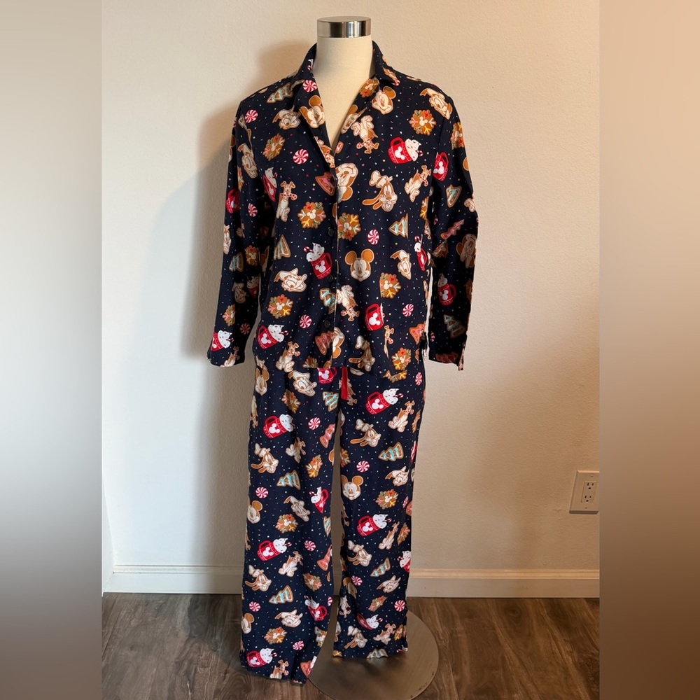 Disney Navy and Red Women's Pajama Set